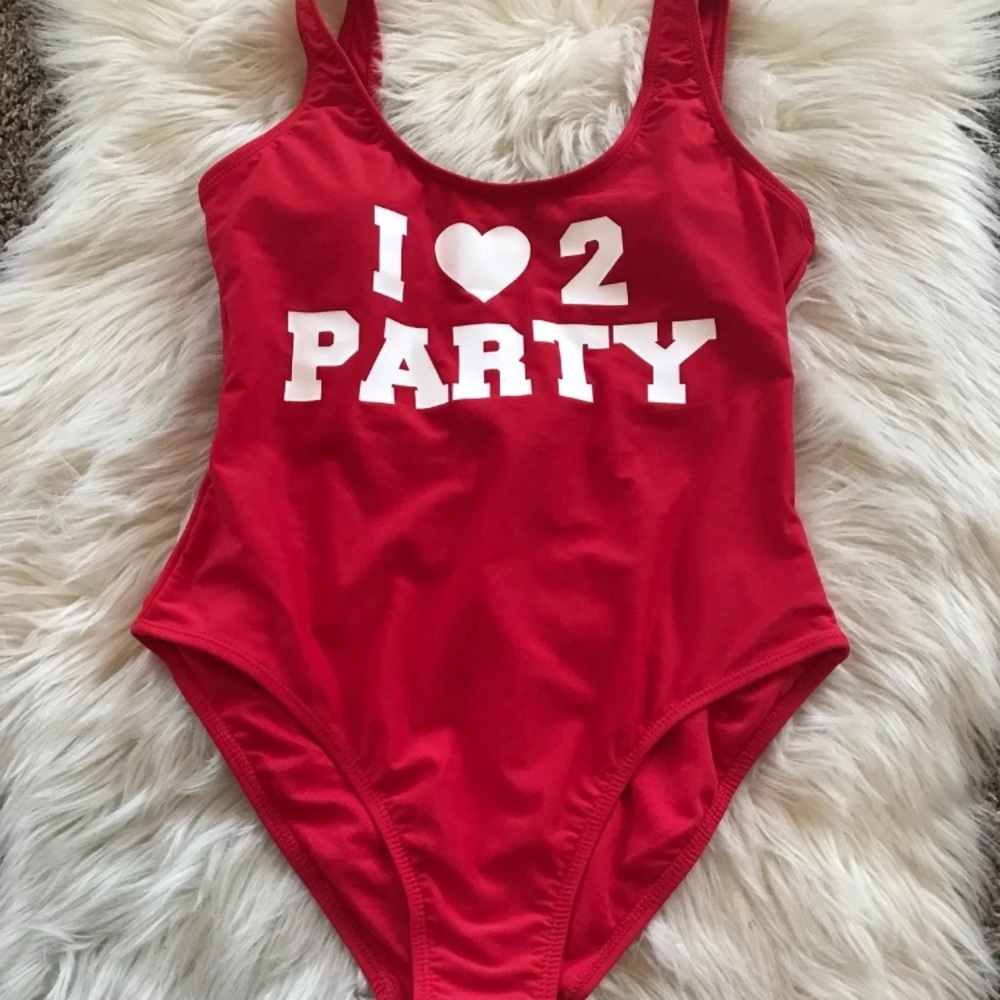 Bathing suit